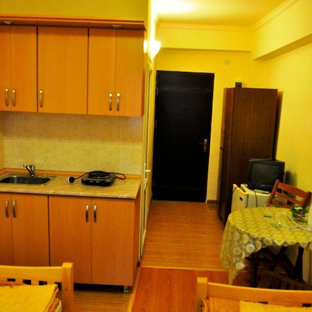 Armenia Hostel Yerevan Exterior photo